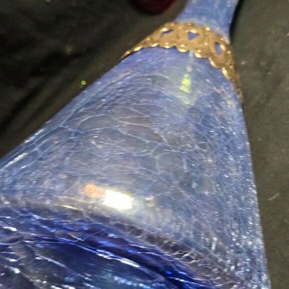 Vintage Blue Crackle Glass Decanter With Ornate Brass Detailing & Crystal Stoppe - Picture 6 of 8